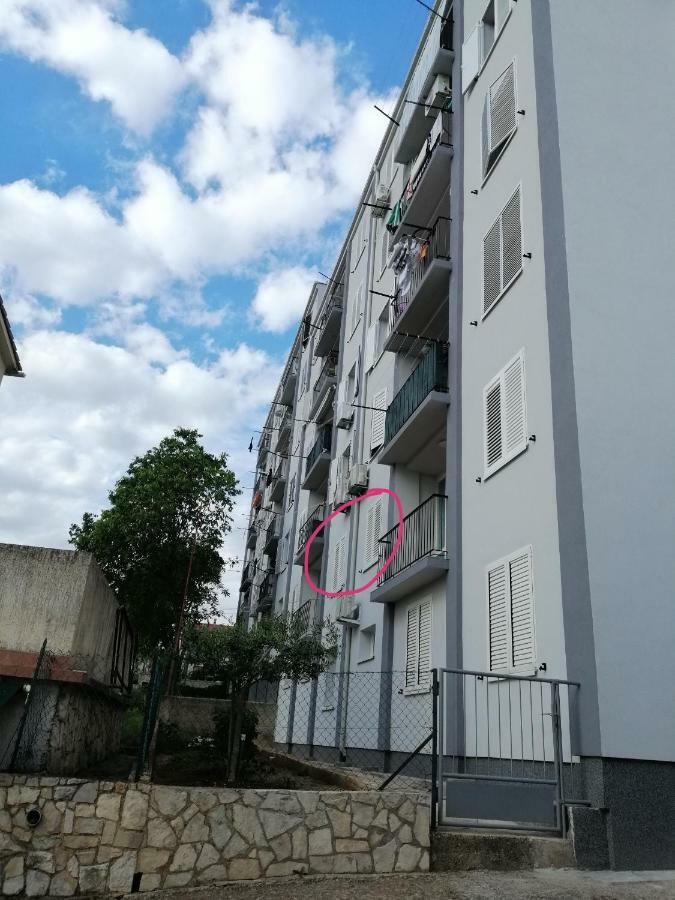 Studio Apartment Mila PUY Exterior foto