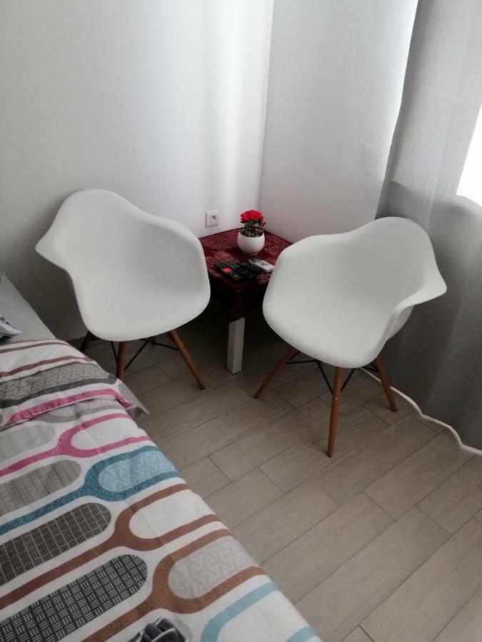 Studio Apartment Mila PUY Exterior foto