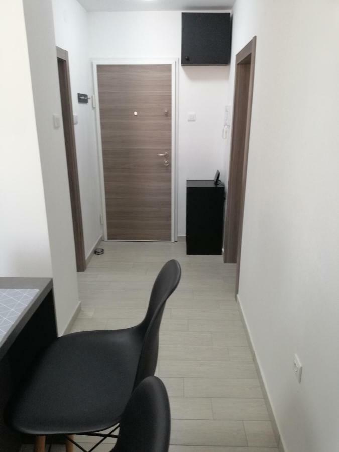 Studio Apartment Mila PUY Exterior foto